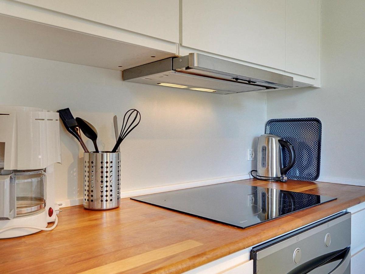 6 Person Holiday Home In Gudhjem Extérieur photo